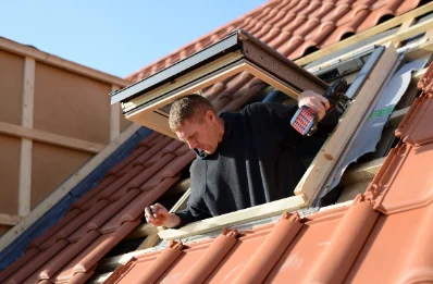 Pose de fenêtres de toit Velux à Ablon